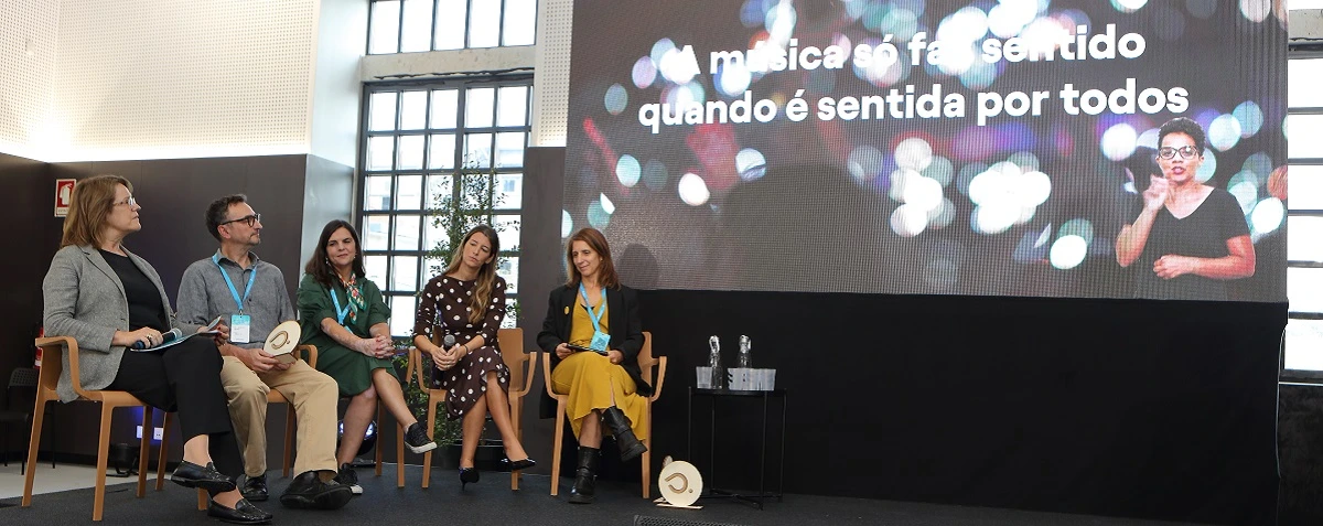 Accessibility deaf awards Funda&ccedil;&atilde;o Salvador