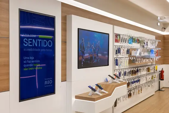 Interior de uma Loja com Sentido